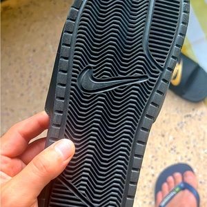 Men’s New Nike Ben Benassi Slides Black Gold